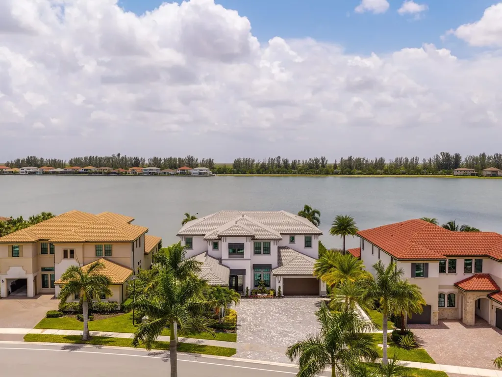 8785 Parkland Bay Drive Parkland FL 33076
