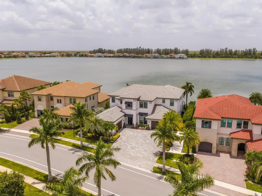 8785 Parkland Bay Drive Parkland FL 33076
