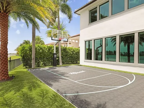 8785 Parkland Bay Drive Parkland FL 33076
