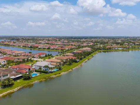 8785 Parkland Bay Drive Parkland FL 33076