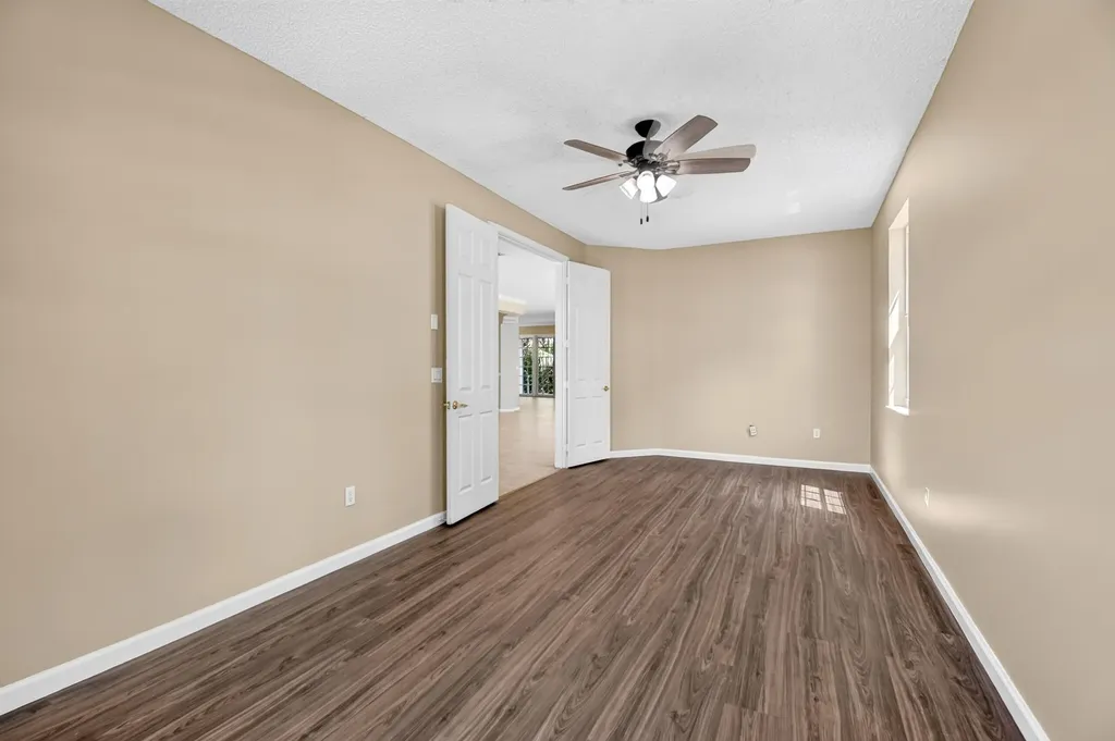 2520 Glendale Place Royal Palm Beach FL 33411