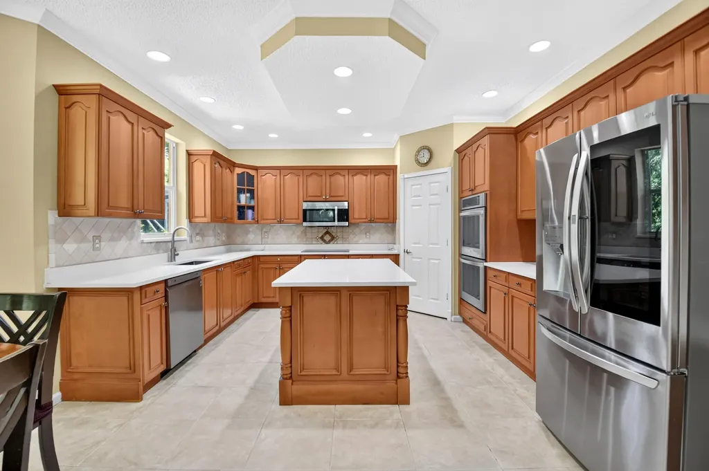 2520 Glendale Place Royal Palm Beach FL 33411