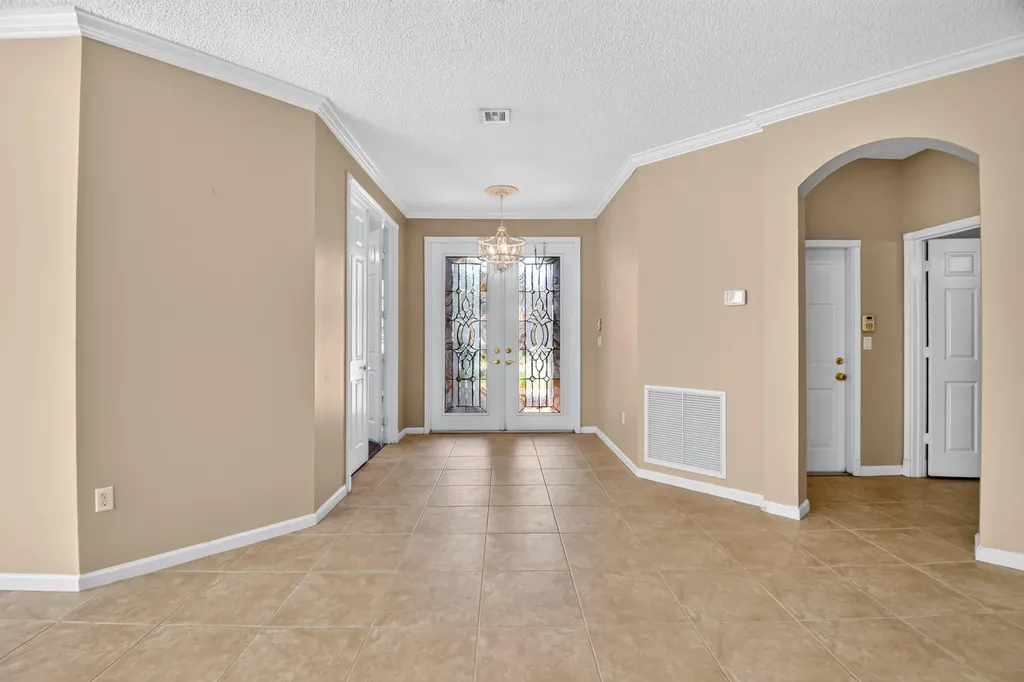 2520 Glendale Place Royal Palm Beach FL 33411