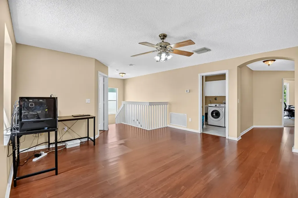 2520 Glendale Place Royal Palm Beach FL 33411