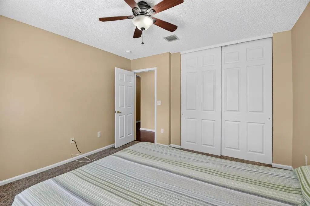 2520 Glendale Place Royal Palm Beach FL 33411