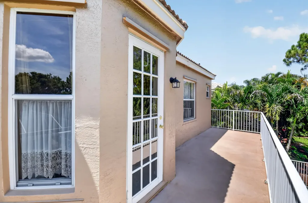 2520 Glendale Place Royal Palm Beach FL 33411