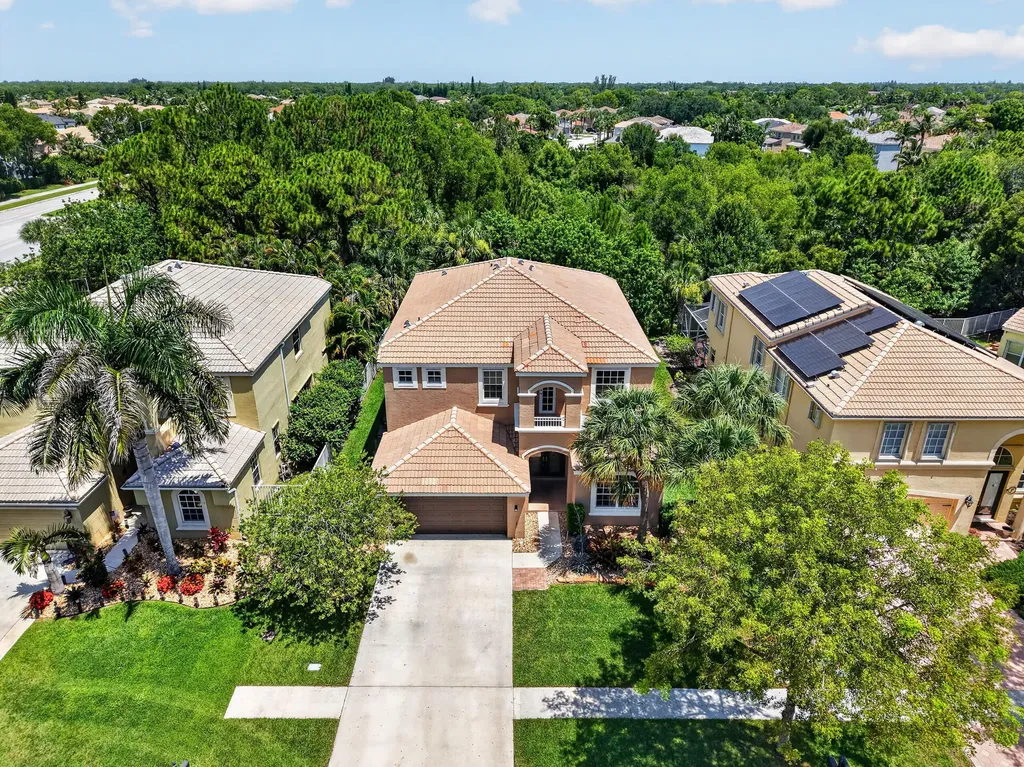 2520 Glendale Place Royal Palm Beach FL 33411