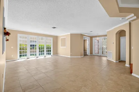 2520 Glendale Place Royal Palm Beach FL 33411