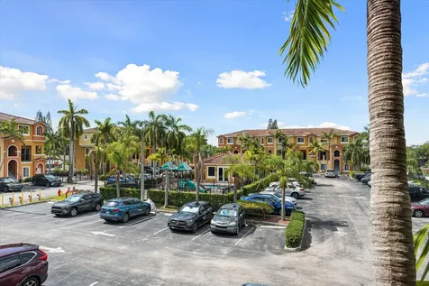 131 NW 2nd Avenue Hallandale FL 33009