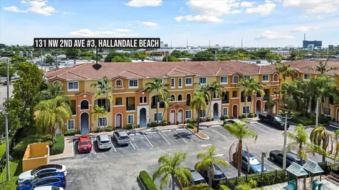 131 NW 2nd Avenue Hallandale FL 33009