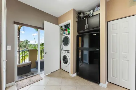 131 NW 2nd Avenue Hallandale FL 33009