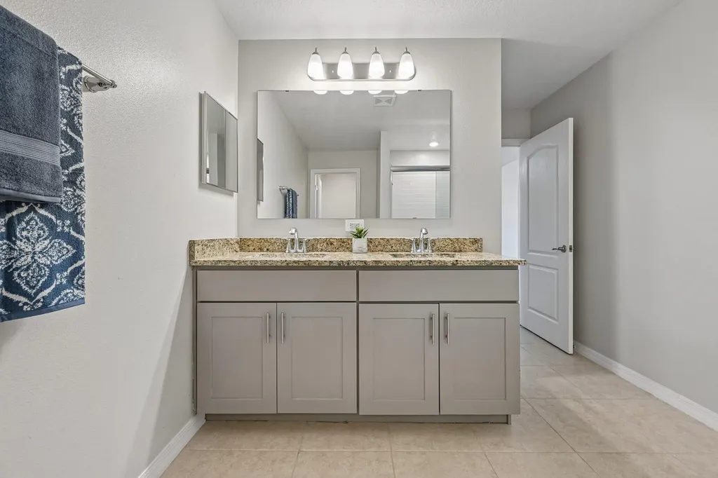 10979 SW Vasari Way Port St Lucie FL 34987