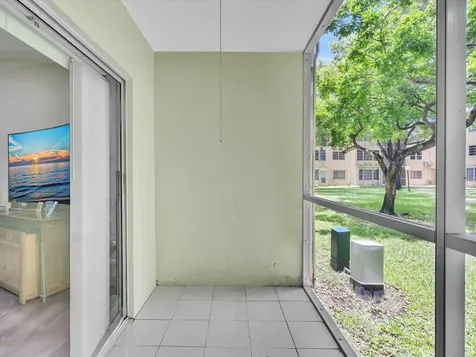 100 Ashbury Road Hollywood FL 33024