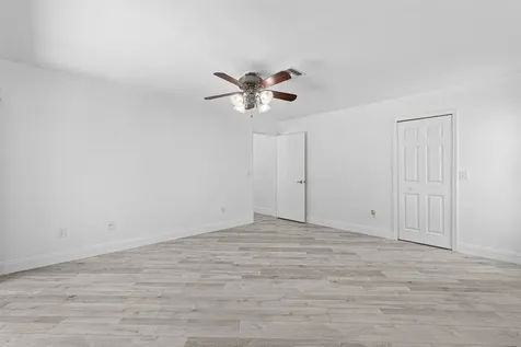 6930 NW 2nd Terrace Boca Raton FL 33487