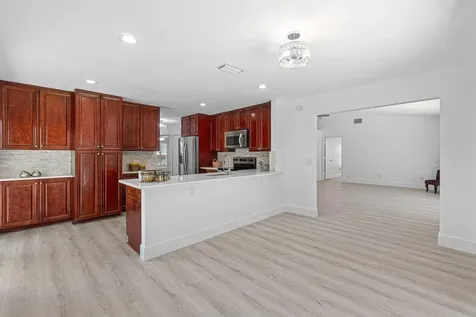 6930 NW 2nd Terrace Boca Raton FL 33487