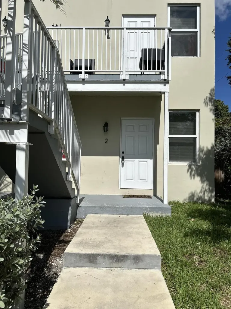661 NW 21st Terrace Fort Lauderdale FL 33311