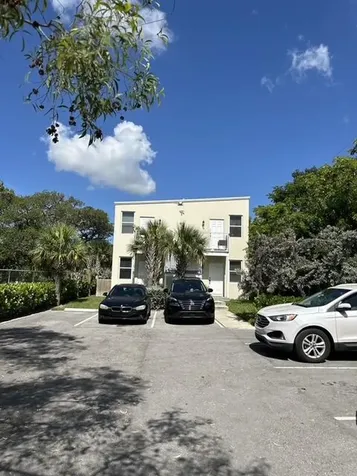 661 NW 21st Terrace Fort Lauderdale FL 33311