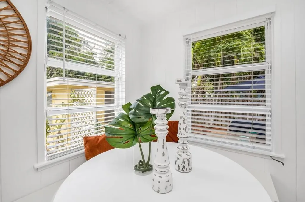 813 SE 14th Court Fort Lauderdale FL 33316