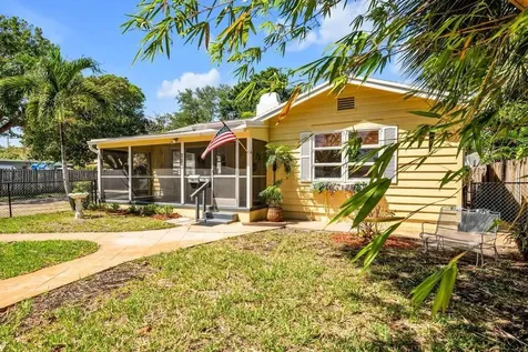 813 SE 14th Court Fort Lauderdale FL 33316