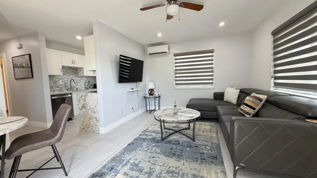 1004 NE 18th Street Fort Lauderdale FL 33305