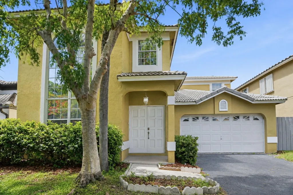 5477 NW 44th Way Coconut Creek FL 33073