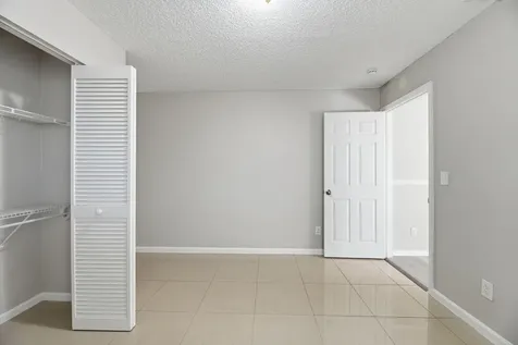 5477 NW 44th Way Coconut Creek FL 33073