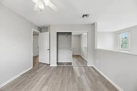 5477 NW 44th Way Coconut Creek FL 33073