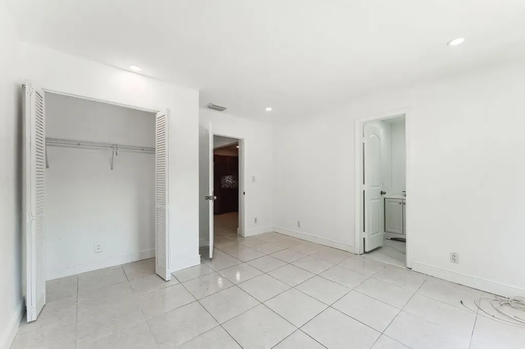 441 NW 1st Way Deerfield Beach FL 33441