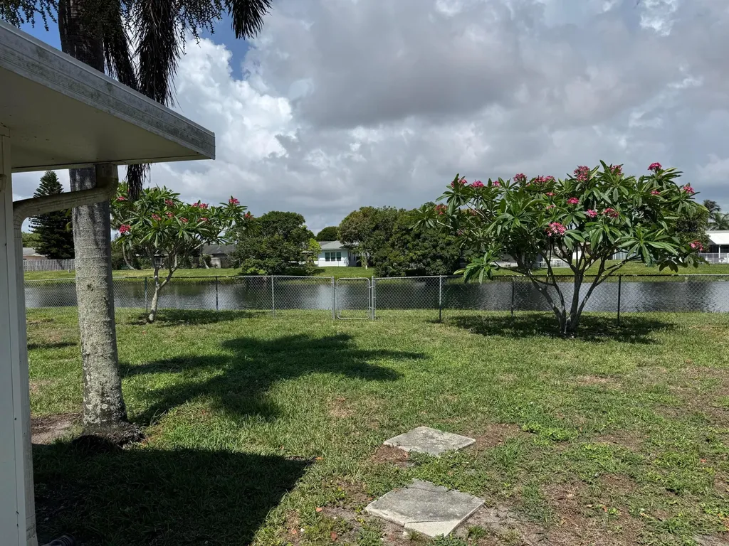 8095 W Saint John Avenue W Boynton Beach FL 33472