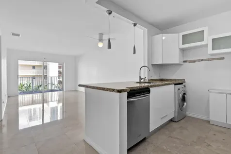 677 NE 24th Street Miami FL 33137