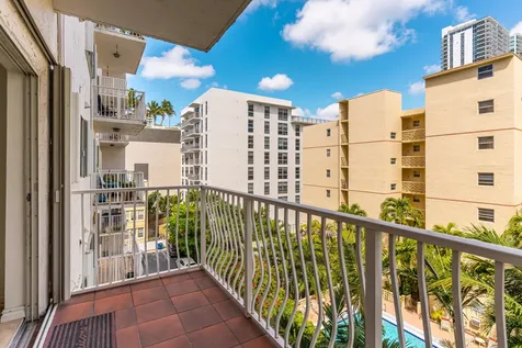 677 NE 24th Street Miami FL 33137