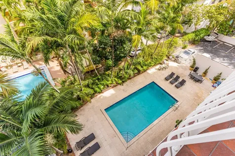 677 NE 24th Street Miami FL 33137