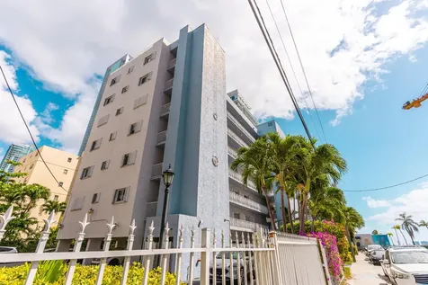 677 NE 24th Street Miami FL 33137