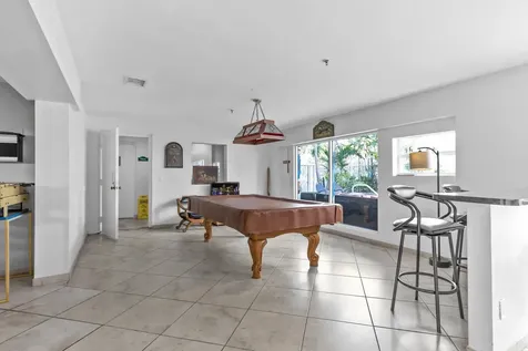 677 NE 24th Street Miami FL 33137