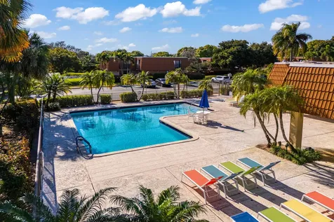 2937 SW 11th Place N Deerfield Beach FL 33442