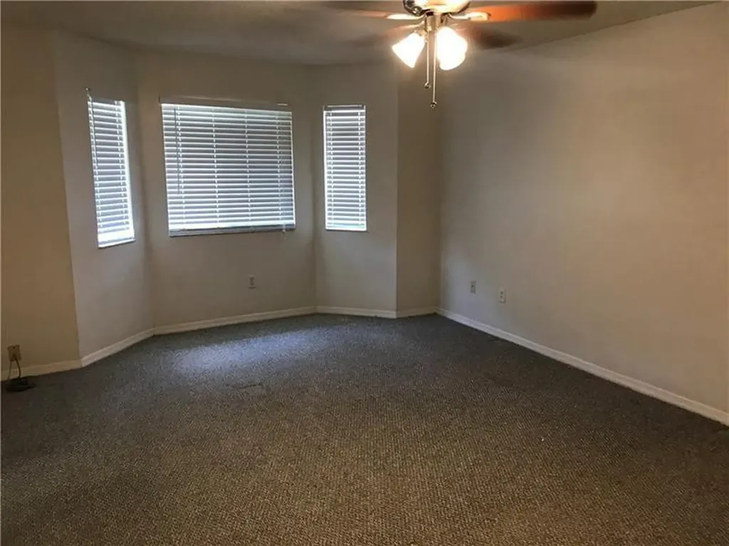 245 Via Milan Terrace Davie FL 33325