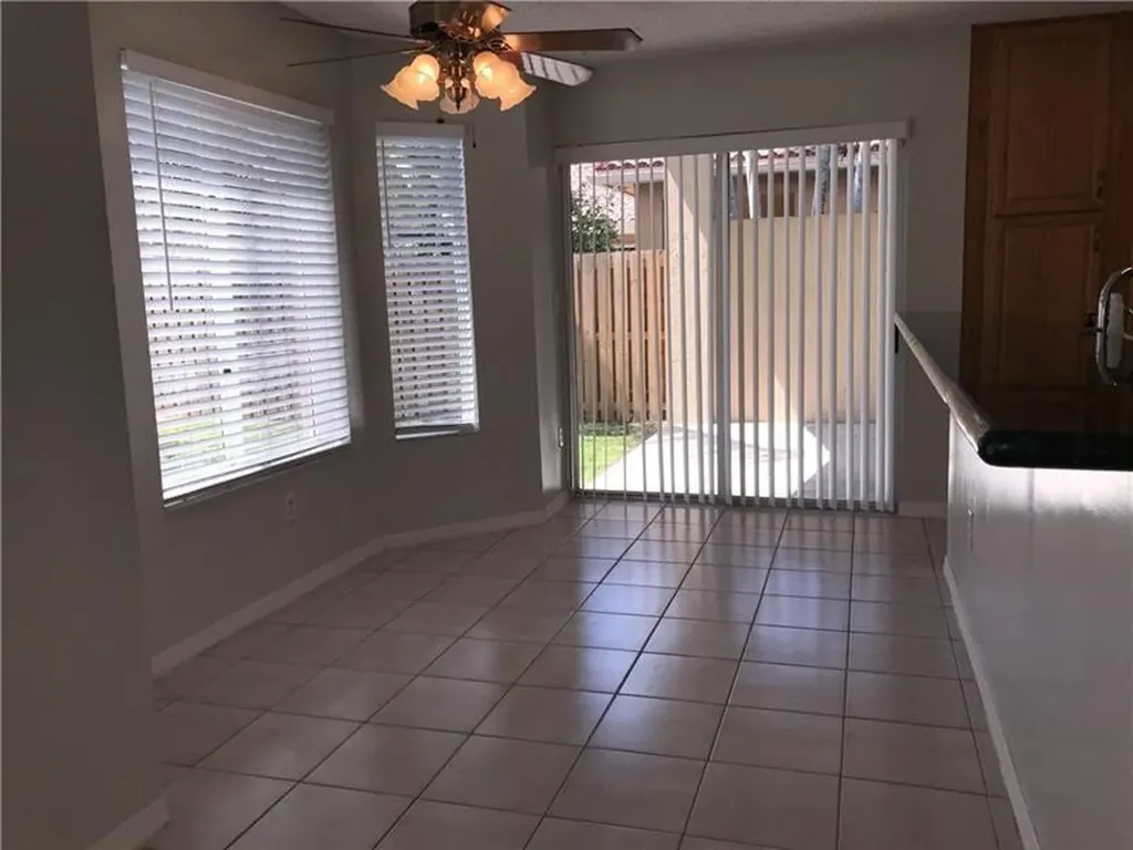 245 Via Milan Terrace Davie FL 33325
