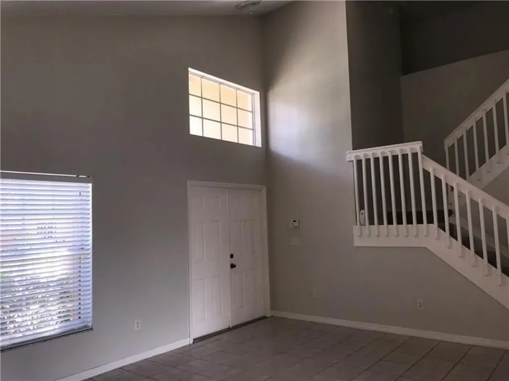 245 Via Milan Terrace Davie FL 33325