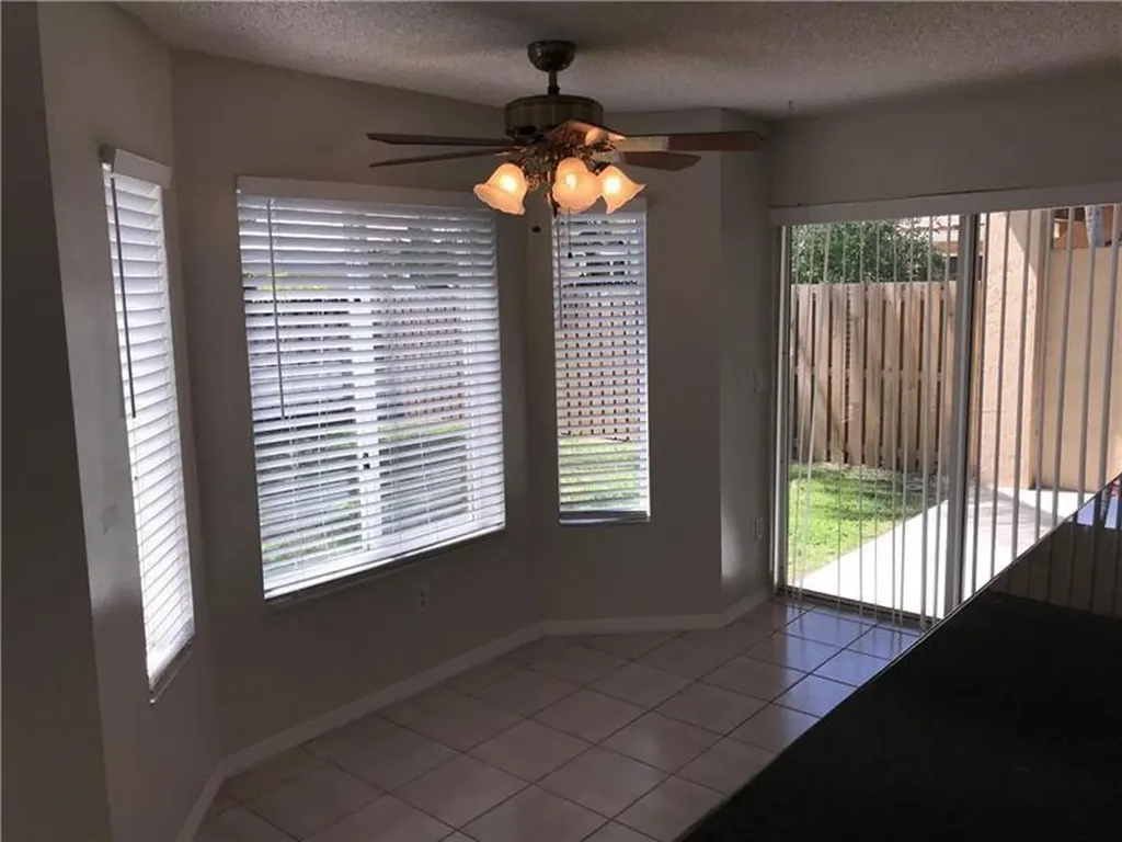 245 Via Milan Terrace Davie FL 33325