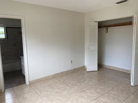 1050 NW 100th Street Miami FL 33150