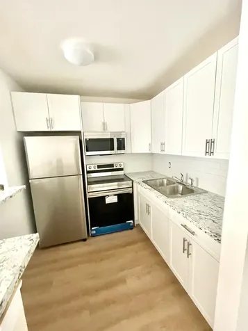 203 Easthampton I West Palm Beach FL 33417