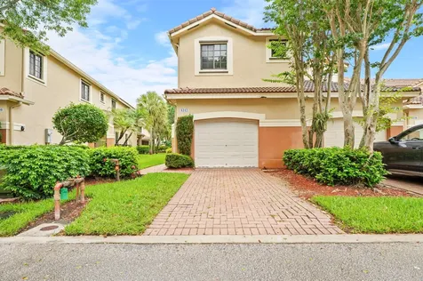 4212 Vineyard Circle Weston FL 33332