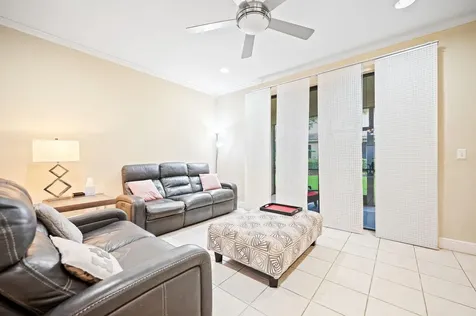 4212 Vineyard Circle Weston FL 33332