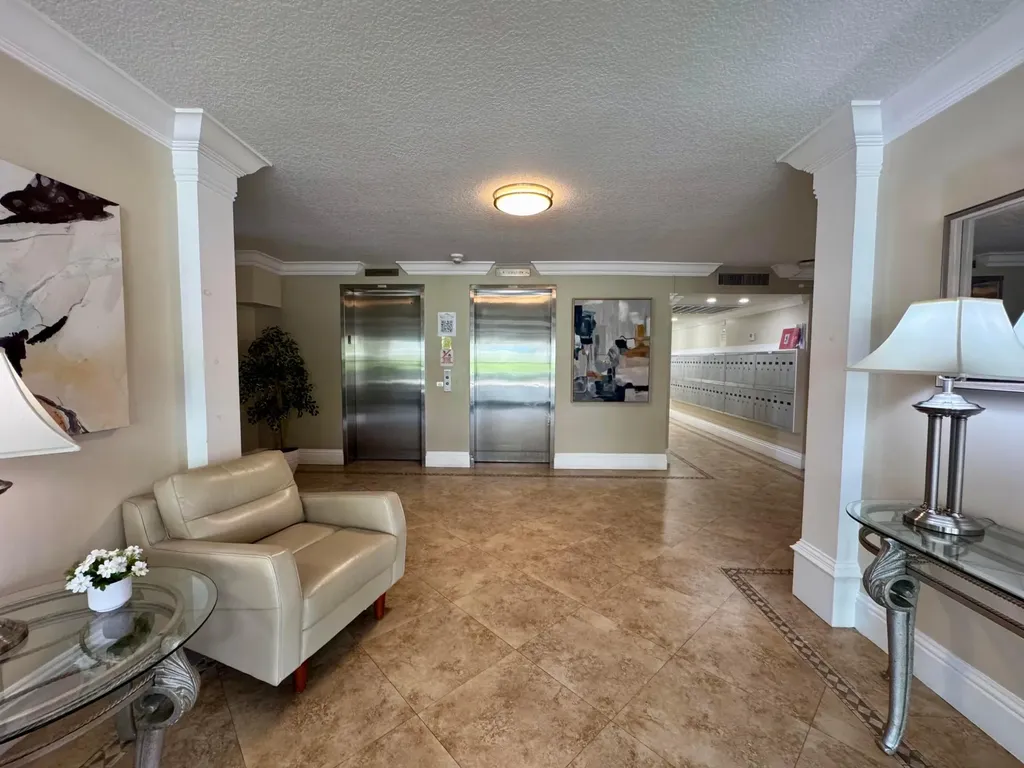 2650 S Course Drive Pompano Beach FL 33069