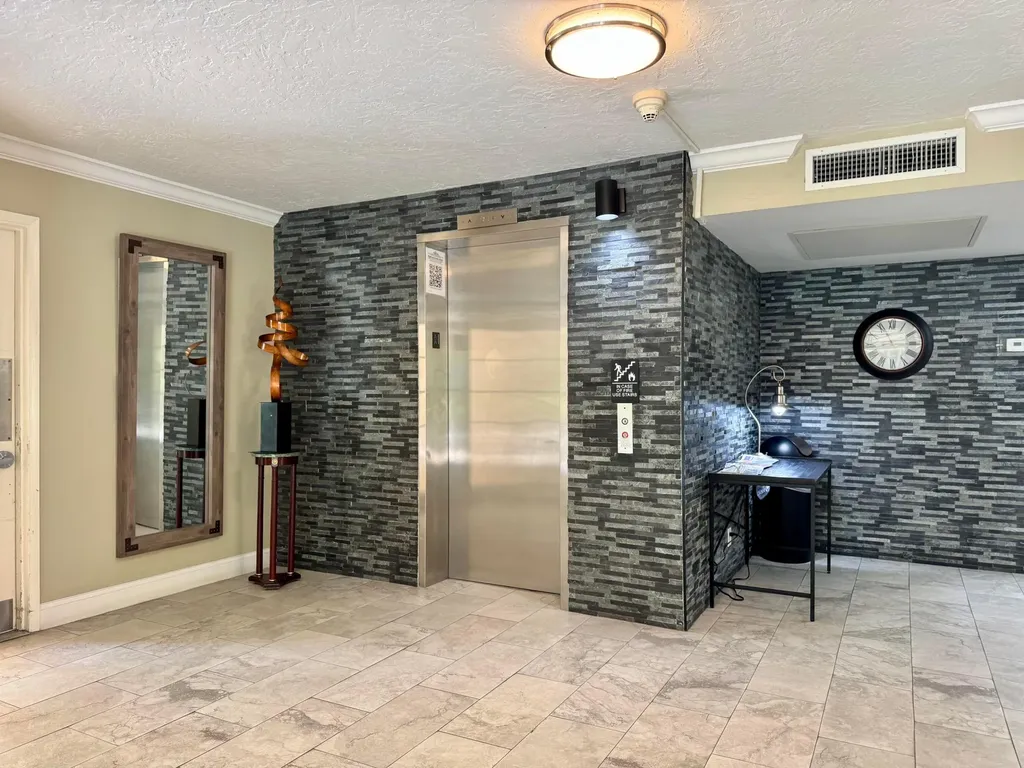 2650 S Course Drive Pompano Beach FL 33069