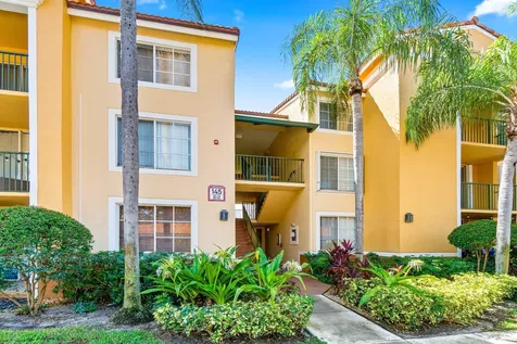 145 Yacht Club Way Hypoluxo FL 33462