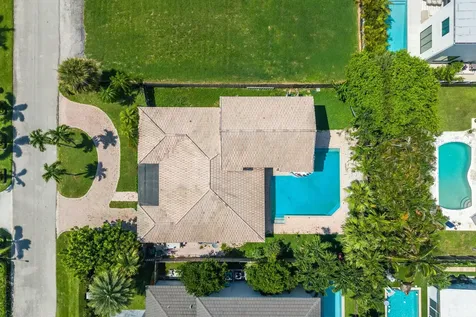 299 NE Wavecrest Court Boca Raton FL 33432