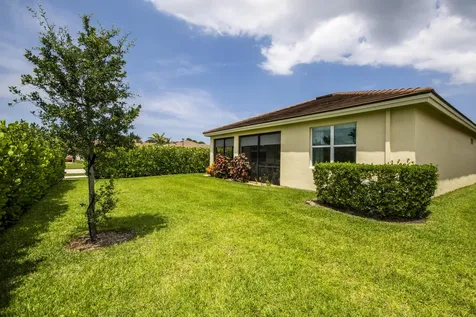 4720 NW Exchange Avenue Jensen Beach FL 34957