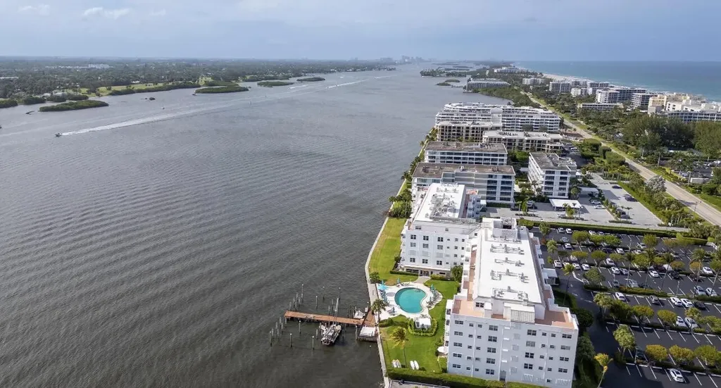 2840 S Ocean Boulevard Palm Beach FL 33480