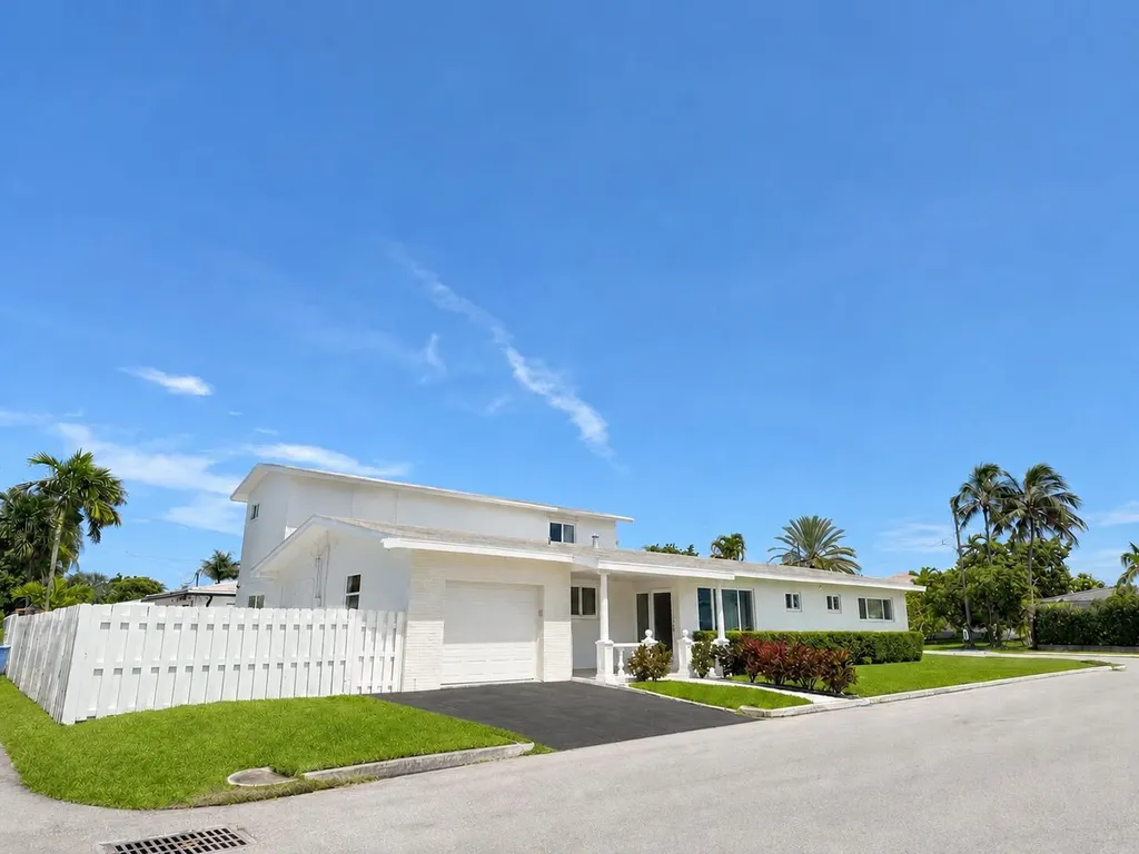 1155 Washington Street Hollywood FL 33019
